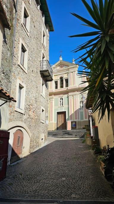 Car.Lo. Casa Vacanze Dolceacqua Exterior foto
